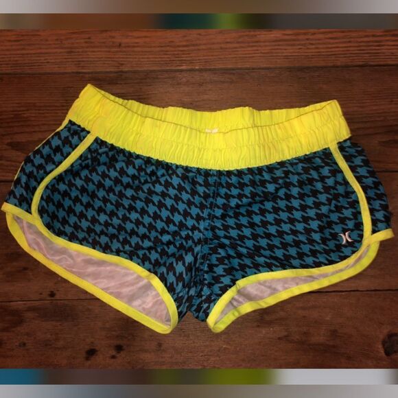 Under armor athletic shorts size small - Picture 4 of 4